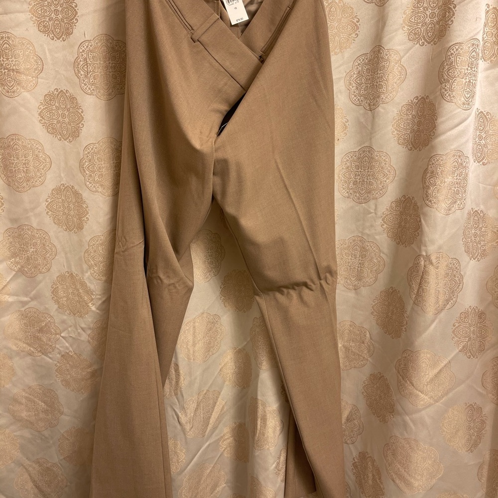 NWT Camel Loft trousers